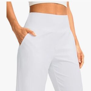Women's High-Waisted bermuda shorts